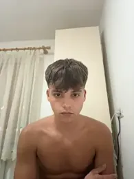 Gambar streaming zzzenfedee di stripchat