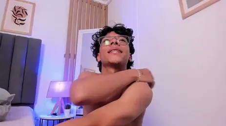gambar stream Adams__Bobby