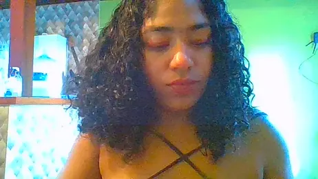 Gambar streaming savanahottie di stripchat