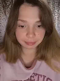 gambar stream Zuli_Kiska
