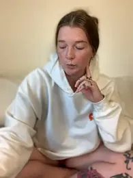 gambar stream PussiesnCream_