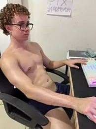 ruivuss webcam stripchat model stream image