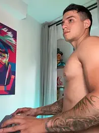 gambar stream Jamess_White
