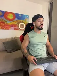 Ezzio_Scolaro webcam stripchat model stream image
